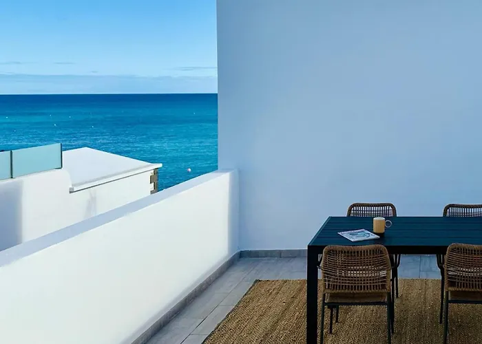 Canaryislandshost L Girasol *